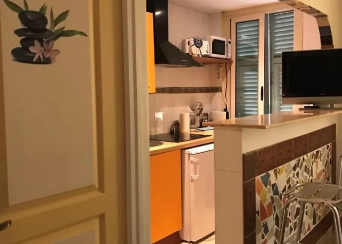 Summer Studio, 4 Persons, Mobile Ac, Old Town Apartmán