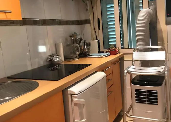 Summer Studio, 4 Persons, Mobile Ac, Old Town
