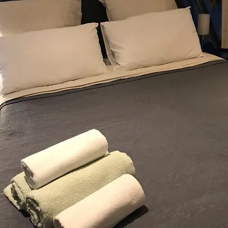 Summer Studio, 4 Persons, Mobile Ac, Old Town Apartmán Nice